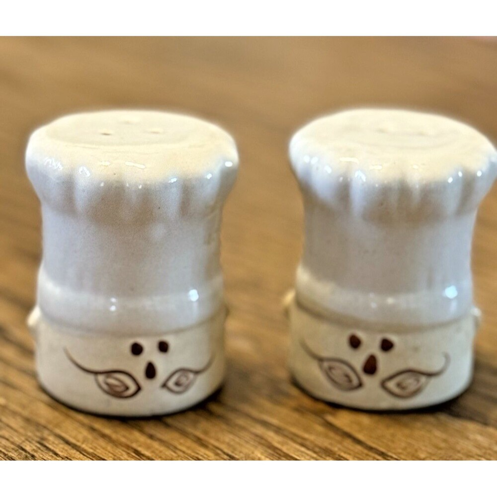 Vintage Ceramic Salt And Pepper Shakers Chef Head Hat